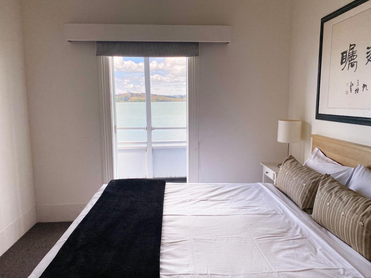 Mangonui Waterfront Apartments Екстериор снимка